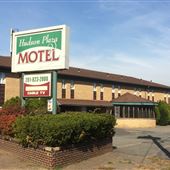 Hudson Plaza Motel