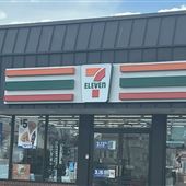 7-Eleven Broadway