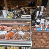 Luca's Gourmet Deli