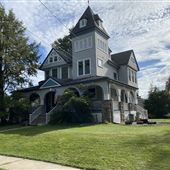 House #10195401