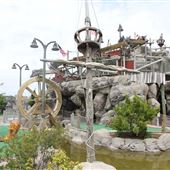 Jenkinson's Boardwalk - Castaway Cove Mini Golf