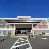 Holiday Inn Express & Suites Linden - Newark South