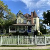 House #10195409