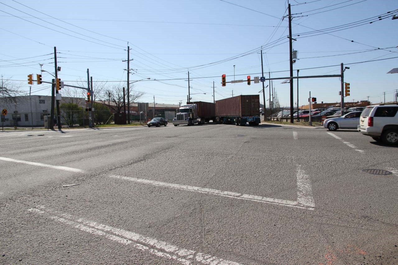 Locations Hub - Newark - Doremus Avenue