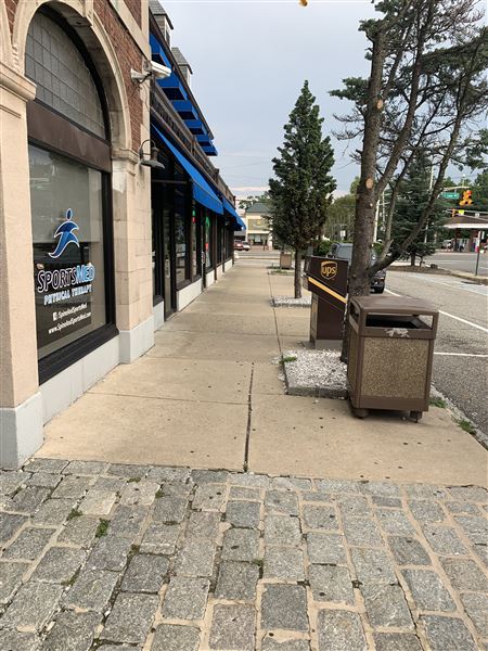 Radburn Plaza Building
