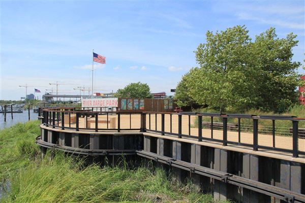 River Barge Park and Marina (New Jersey Meadowlands Commission)