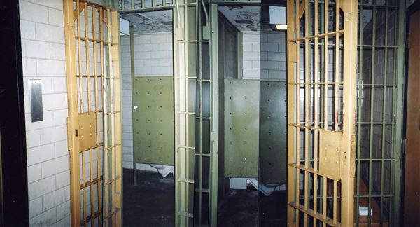 Essex County Bullpen Jail